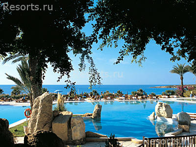 Coral Beach Hotel & Resort 8